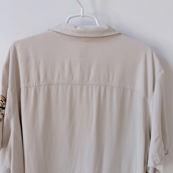 Her Universe Indiana Jones Expedition Woven Button-Up Cosplay - Picture 12 of 14